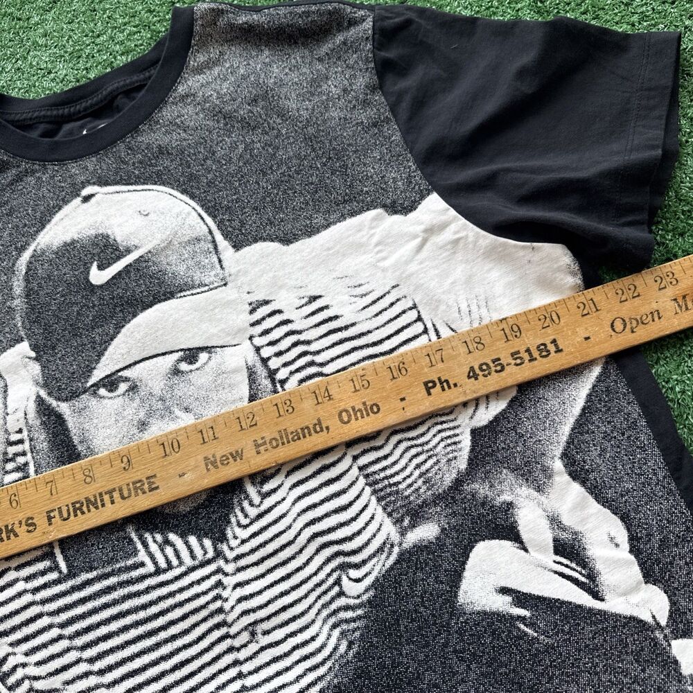 Nike Golf Tiger Woods Poster Tee Black Shirt All Over Print Men’s Size XL - Picture 2 of 5